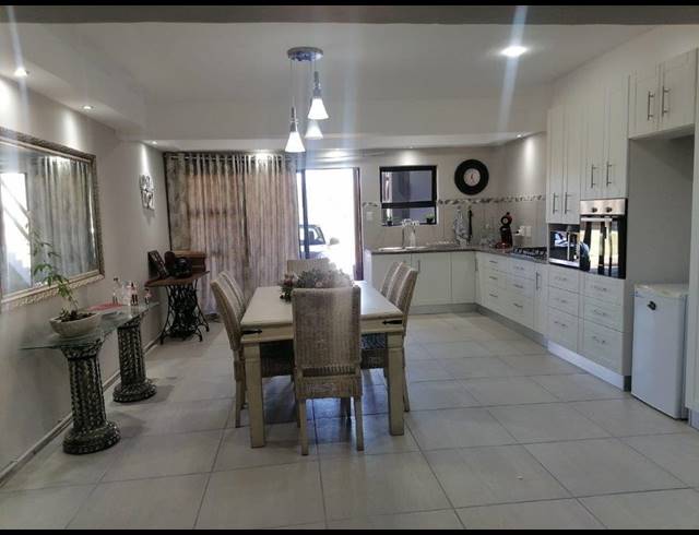 1 BEDROOM APARTMENT RENTED IN SUMMERSTRAND